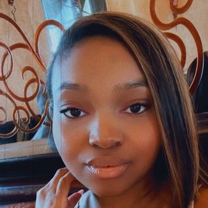 Meet your Posher, Ganiya